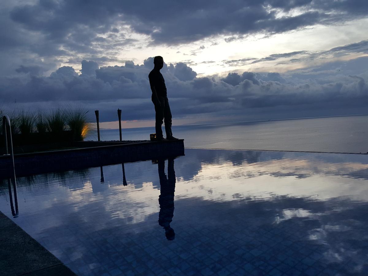 Villa Aryaguna Senggigi Exterior foto